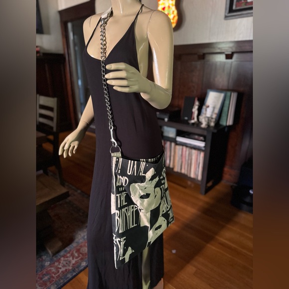 UNISEX Siouxsie and the banshees shoulder bag with chain strap - Picture 2 of 7